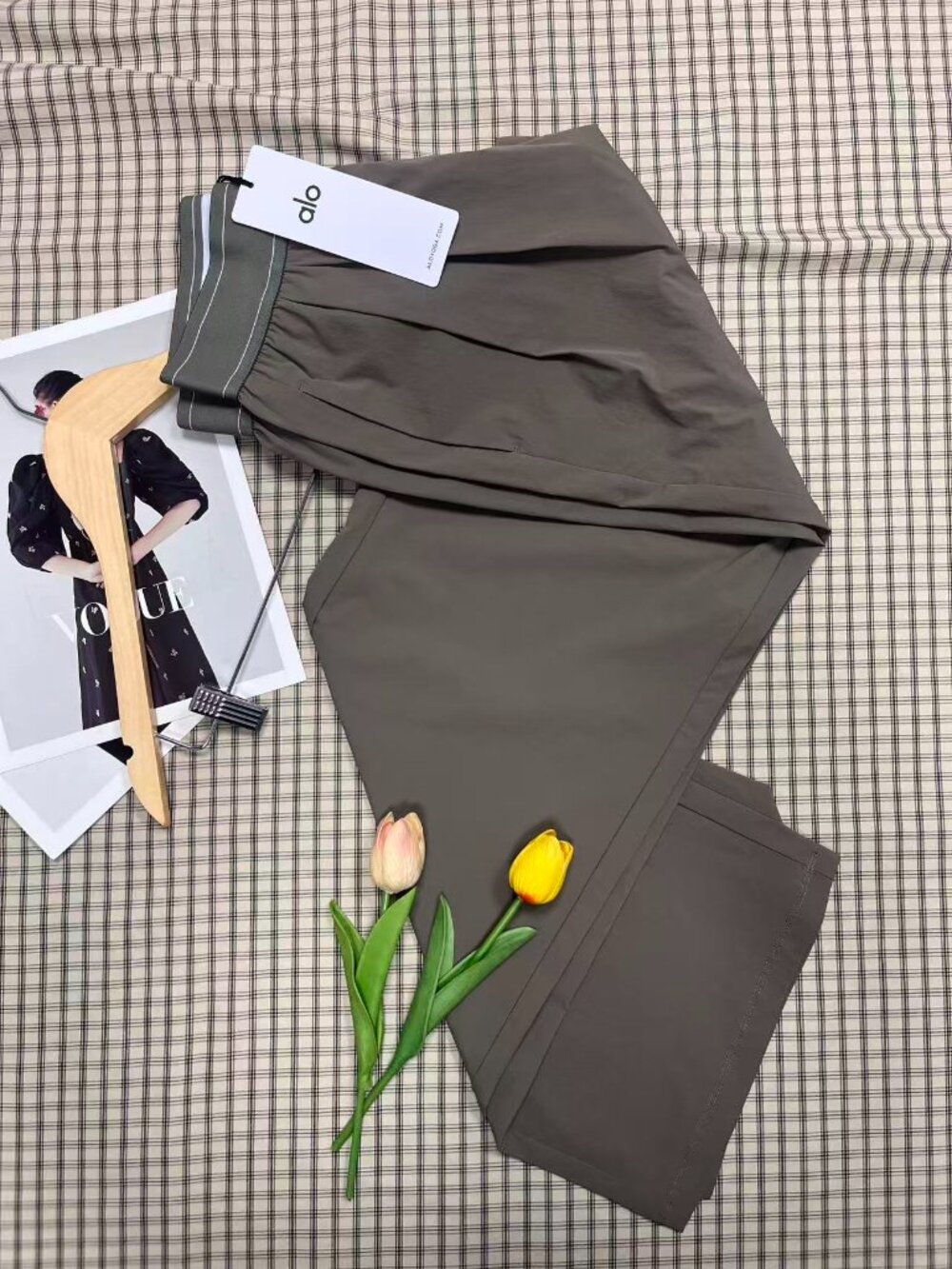 ALO Yoga🥐 Suit Up Trouser Olive(Regular Limited)Size (XS S L)🥨 - Picture 5 of 7